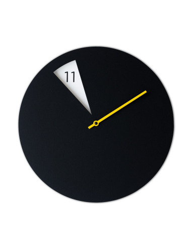 Horloge murale design FreakishClock Noir et Rouge en aluminium