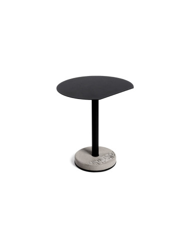 Table de bistro tronquée donut avec plateau en aluminium et pied en béton au style industriel par Lyon Beton