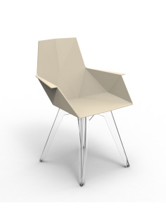Fauteuil avec pieds... 2