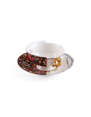 Tasse à thé hybride Kannauj en porcelaine par CTRLZACK x Seletti