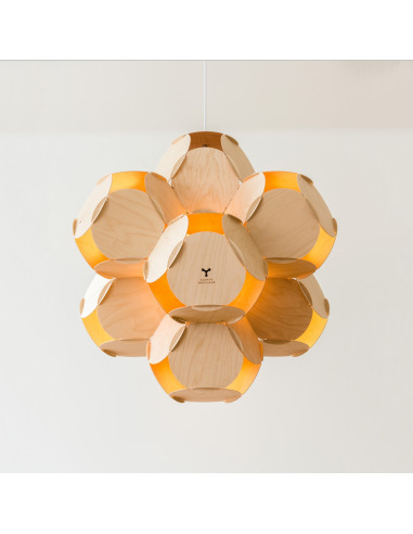 Suspension 8CELLS par Jaanus Orgusaar au design scandinave