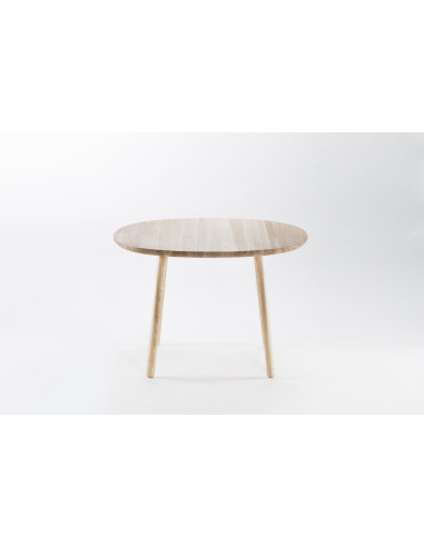 Table Naïve D90 en bois de frêne par etc.etc. au design scandinave